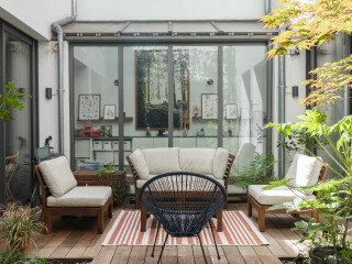 MDT 1615 - Appartement Loft avec Patio intérieur verdure et calme - VENDU DECEMBRE 2024